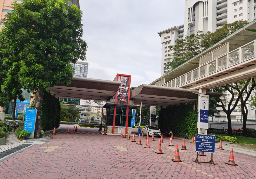 3-200415112143102.jpg 3-200415112143102.jpg