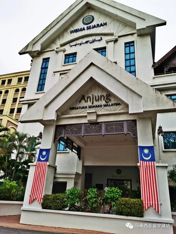 3-2104211235512R.png 3-2104211235512R.png