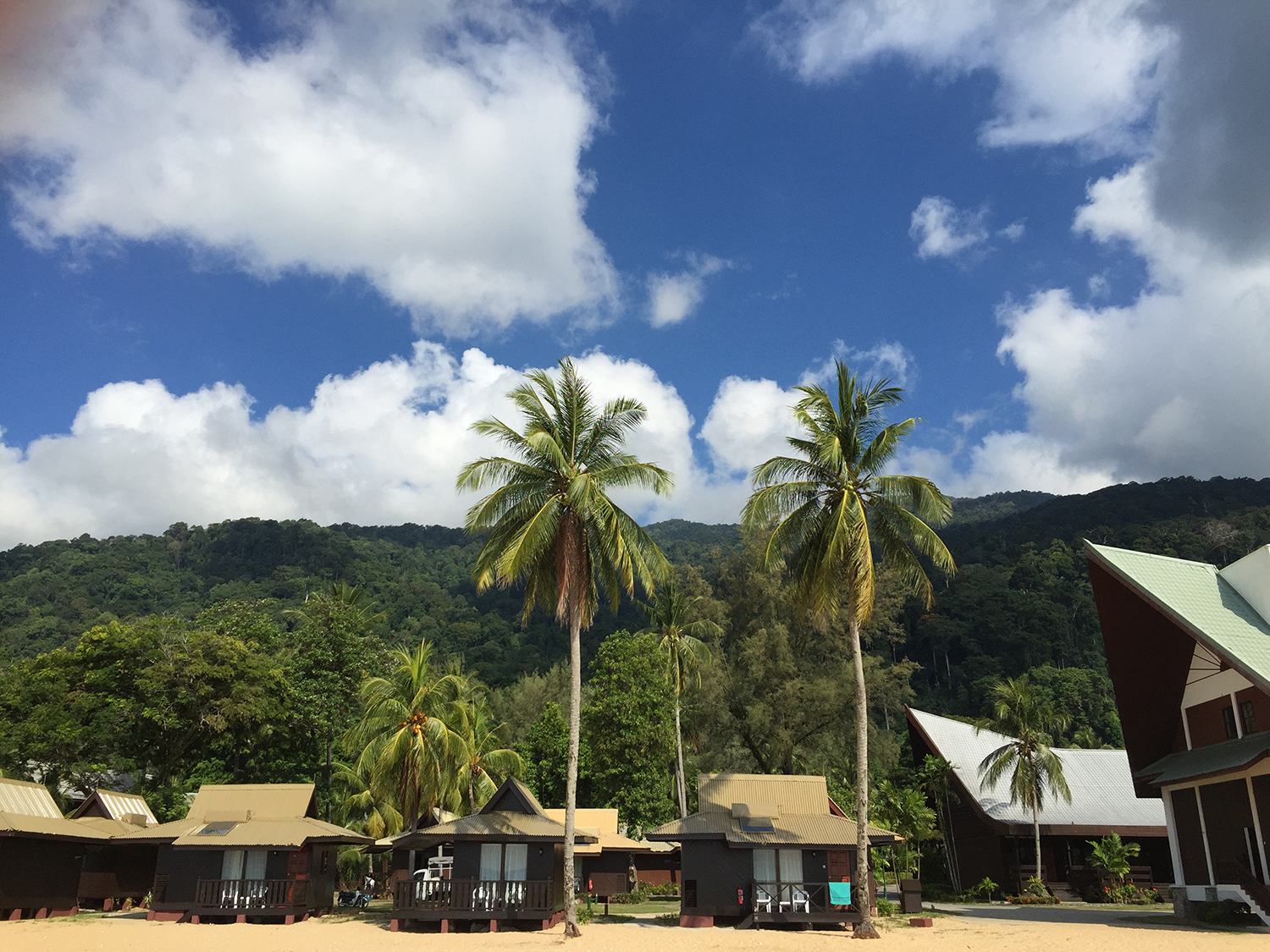 除了價格低，馬來西亞留學(xué)還有哪些優(yōu)勢?
