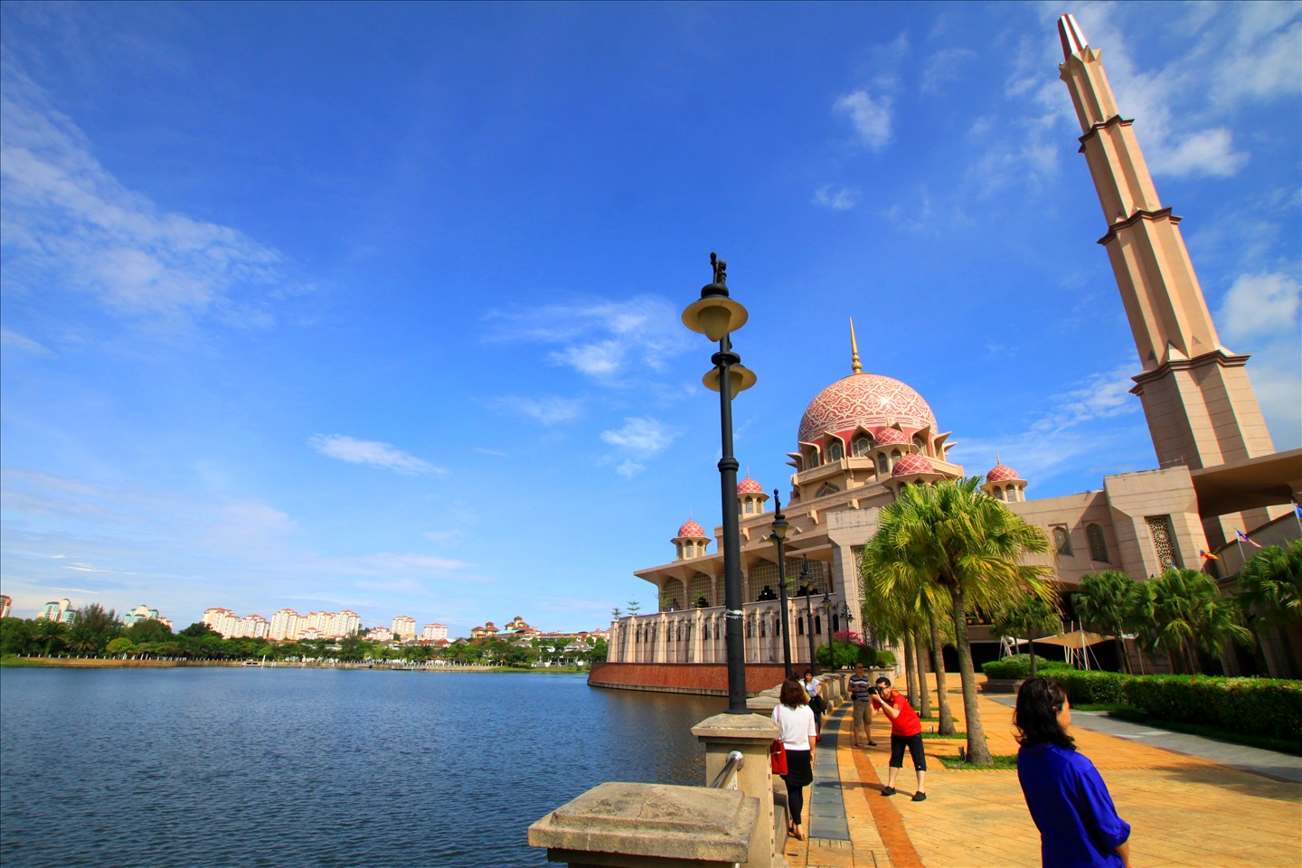 3-21102Z94609425.jpg 3-21102Z94609425.jpg