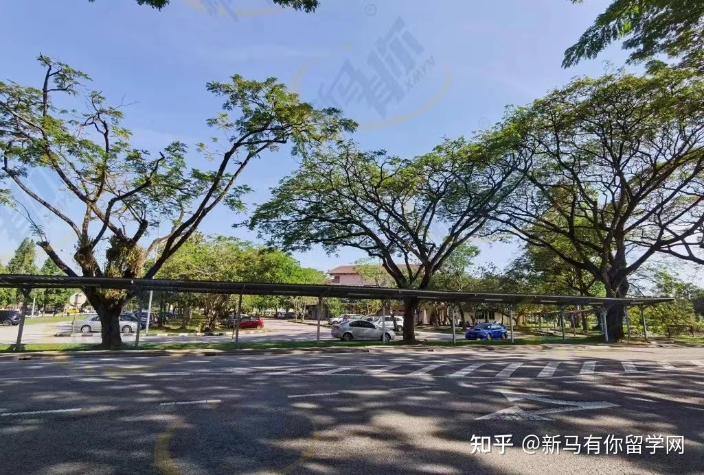 博特拉大學(圖8) 博特拉大學(圖8)